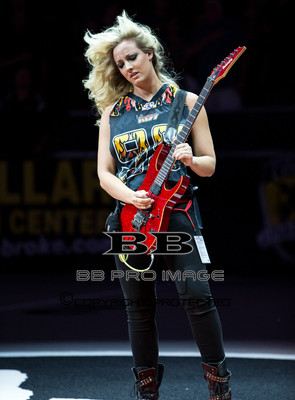 Nita Struass 5/25/2014 Honda Center